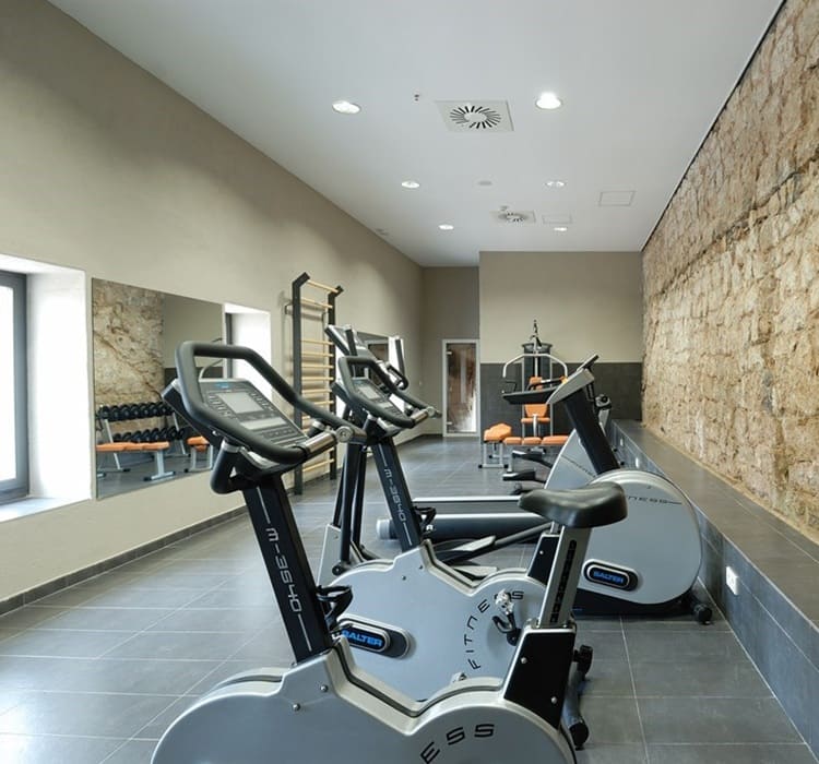 Gimnasio y Servicios - Hotel Balneario Alhama de Aragón