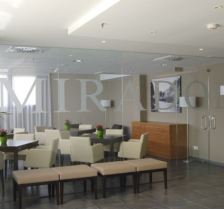 Salón Alhama44 - Hotel Balneario Alhama de Aragón