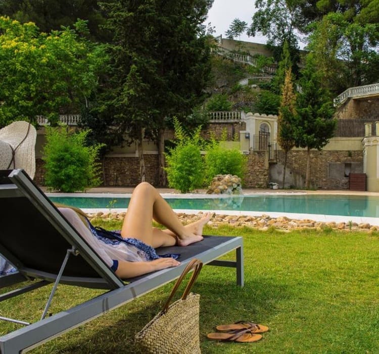 Piscina termal exterior - Hotel Balneario Alhama de Aragón